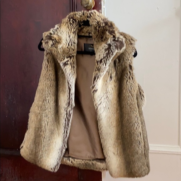 Wild Instincts Jackets & Blazers - Faux fur vest from Wild Instinct